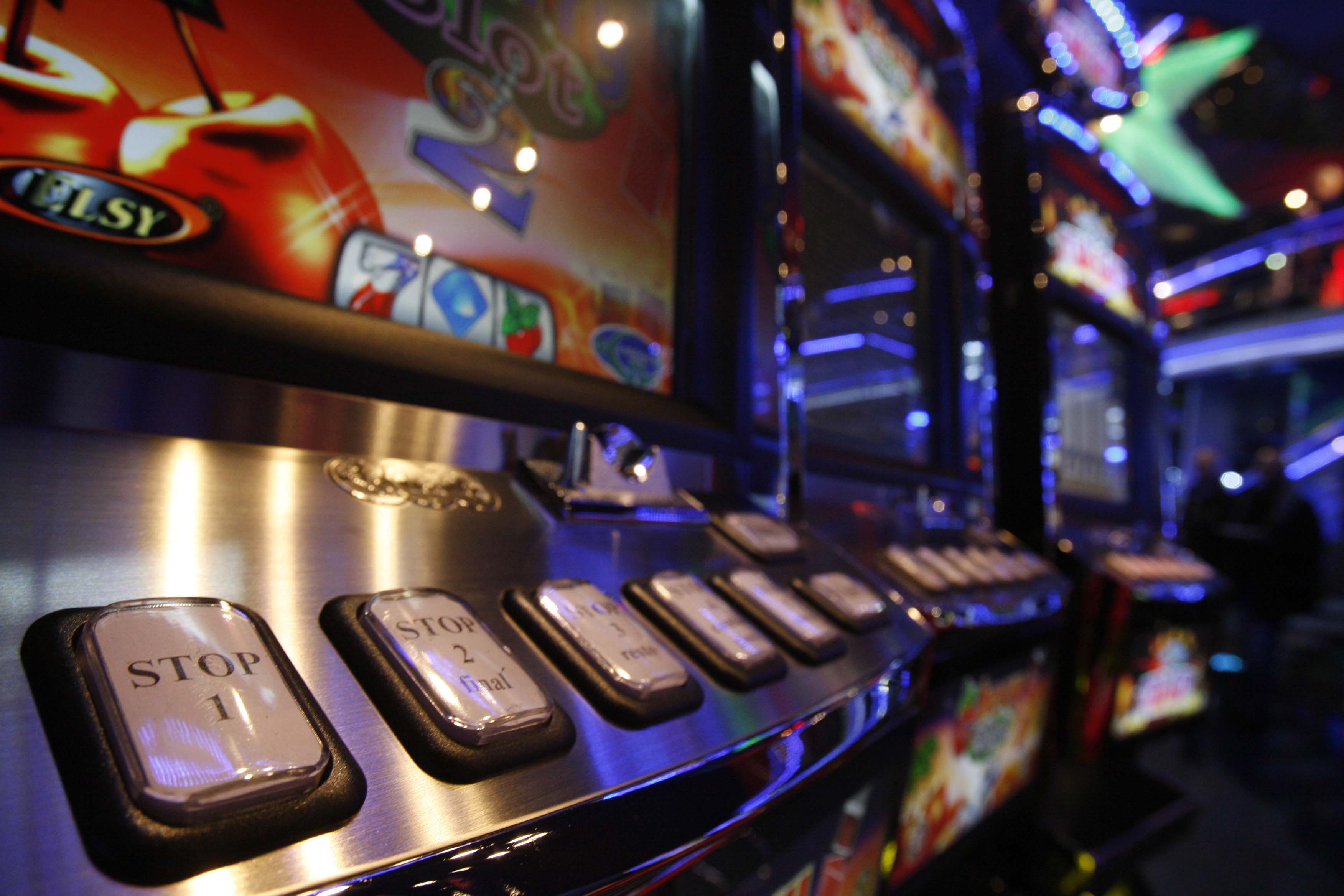 Казино барселона турниры игровые автоматы sizzling играть бесплатно